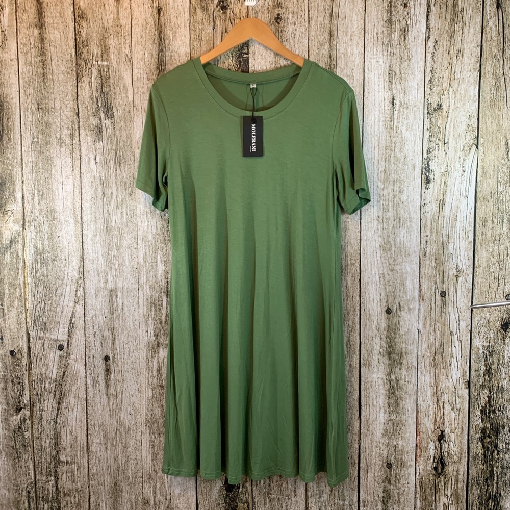 NWT Dress by Molerani, in Green, Size L